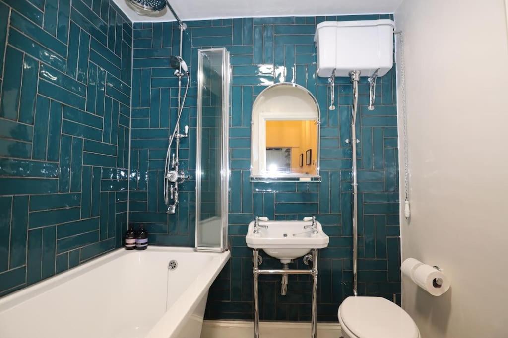 Seagulls Nest- Stylish 1 Bed Seafront Apartment 哈斯丁 外观 照片